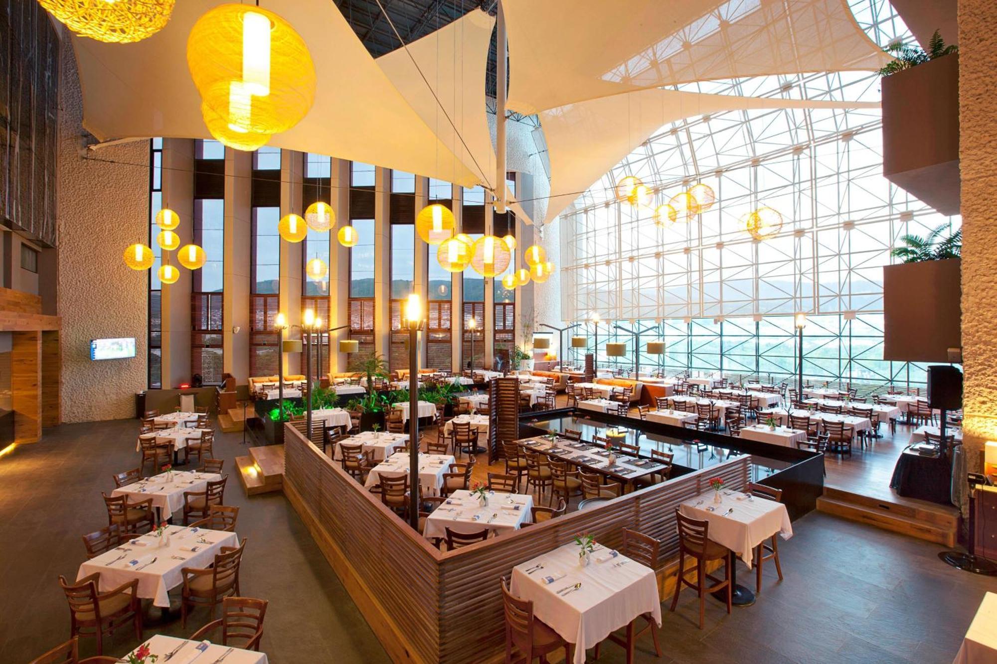 Marriott Tuxtla Gutierrez Hotel Zewnętrze zdjęcie The restaurant